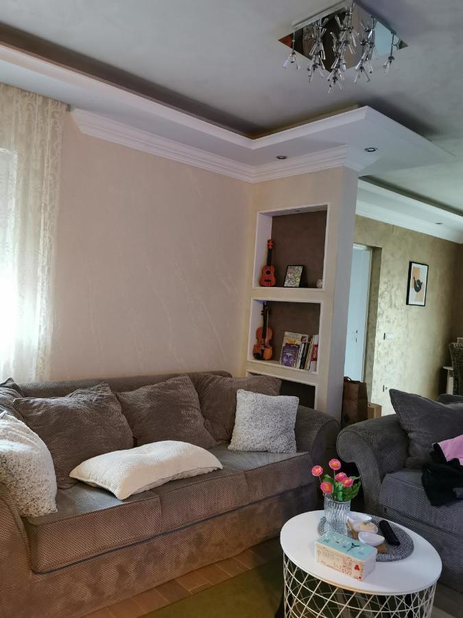 Lux Apartman Lena Белград Екстериор снимка