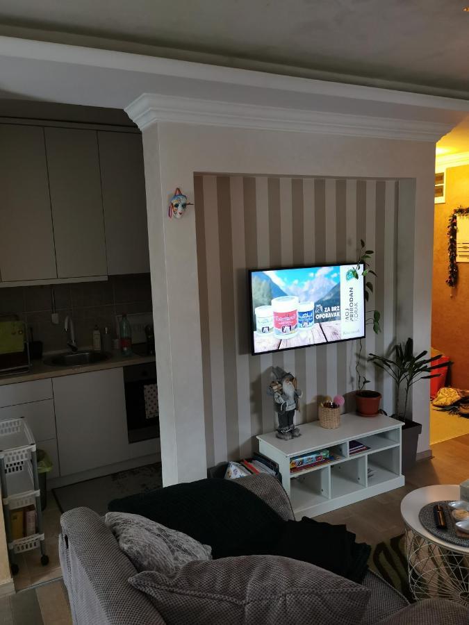 Lux Apartman Lena Белград Екстериор снимка